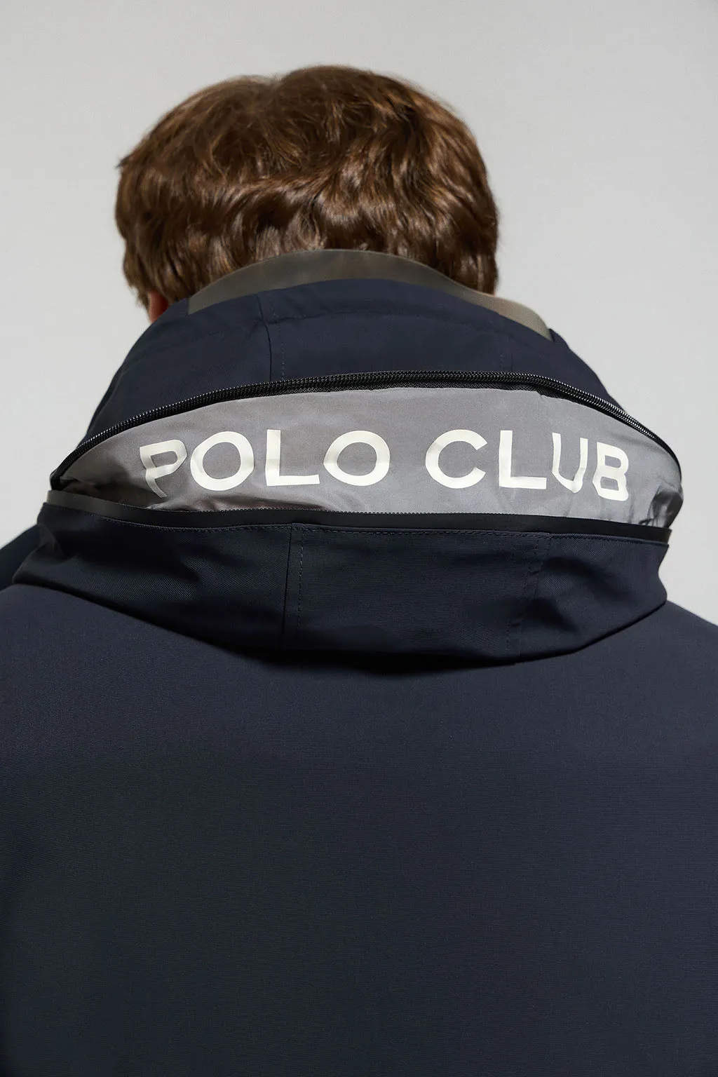 Abrigo Mackey azul marino de capucha fija y detalles Polo Club