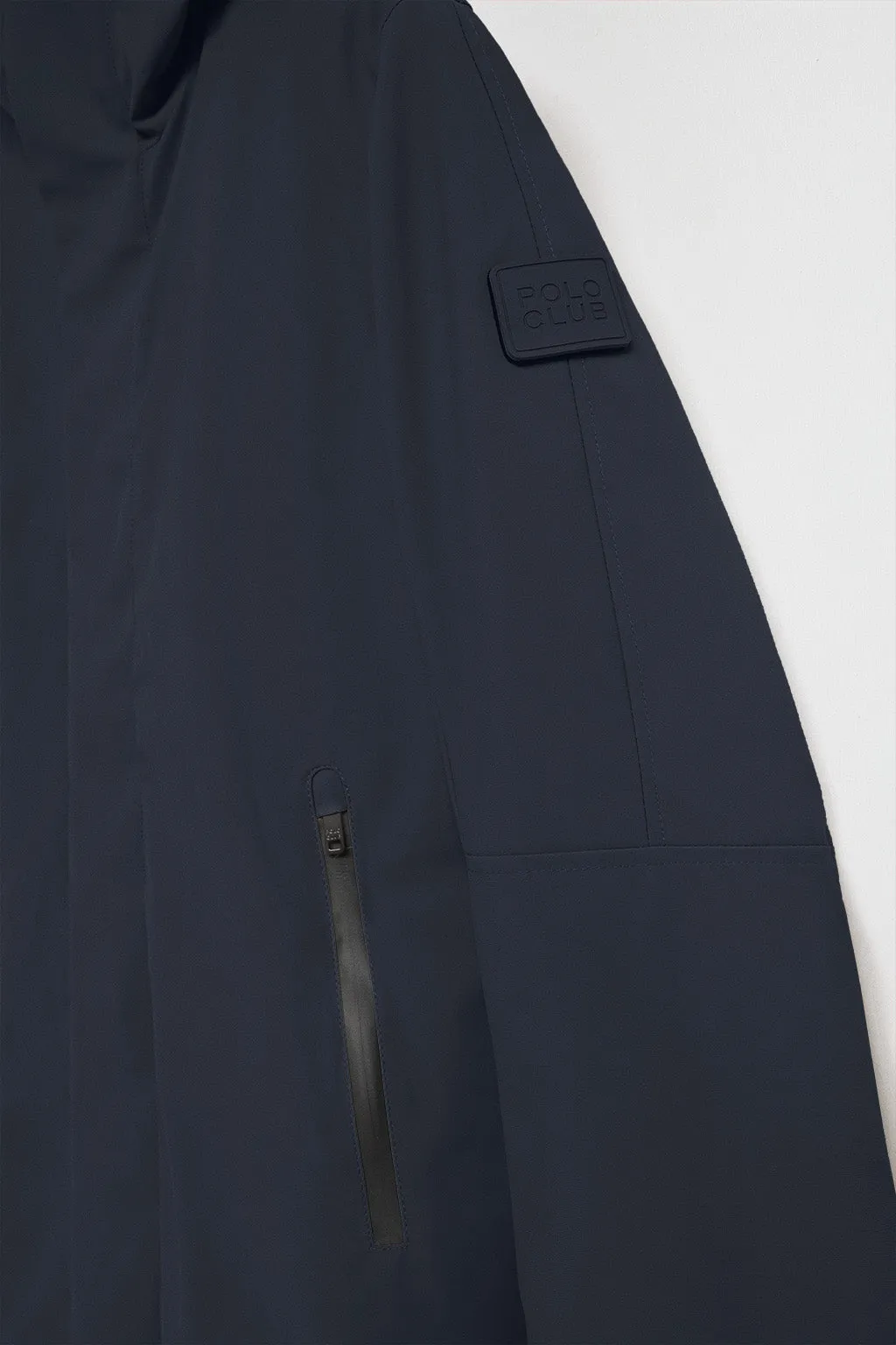 Abrigo Mackey azul marino de capucha fija y detalles Polo Club
