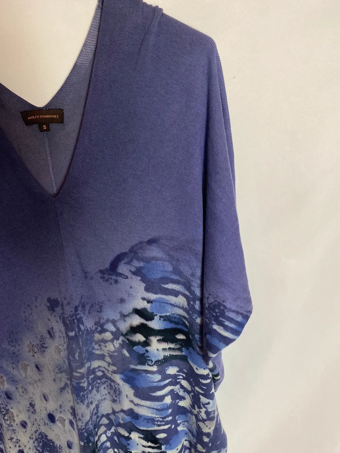 ADOLFO DOMINGUEZ. Vestido corto camisero azul T.s