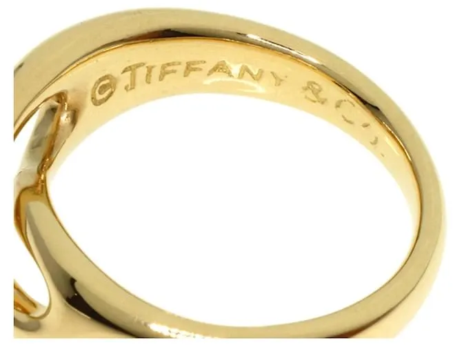 Anillo Infinito Tiffany & Co. en oro amarillo de 18K 
