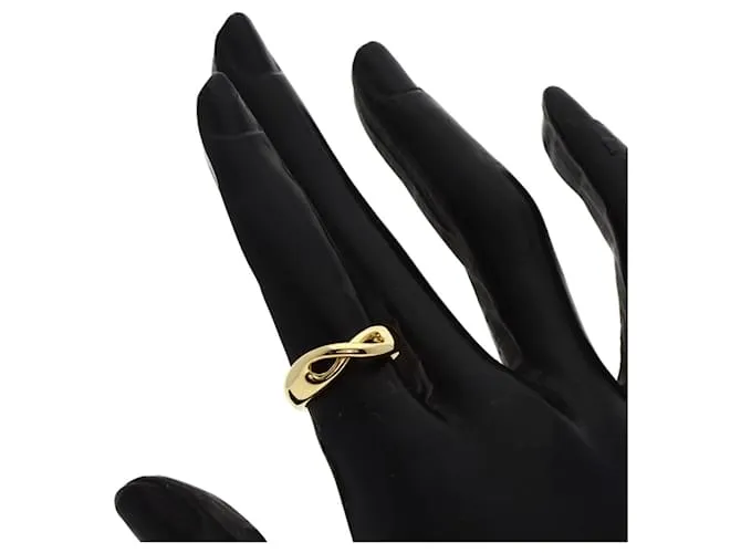 Anillo Infinito Tiffany & Co. en oro amarillo de 18K 
