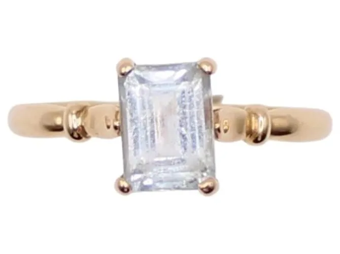 Autre Marque Anillo engastado con una aguamarina en oro amarillo 750%O Azul claro Gold hardware 