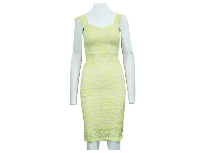 Autre Marque DISEÑADOR CONTEMPORÁNEO Vestido de encaje amarillo claro 