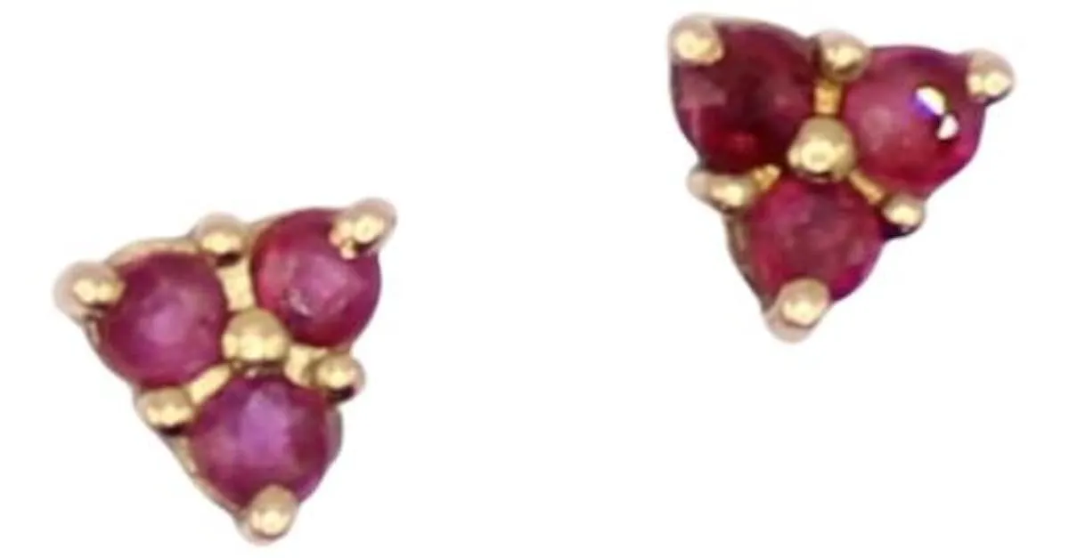 Autre Marque Trilogía de pendientes de rubíes con tachuelas de oro amarillo 750%O Roja Gold hardware 