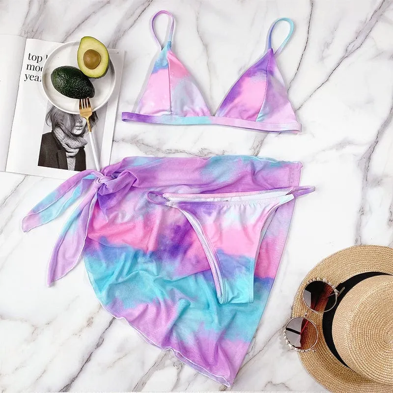 Biquini de efecto tie dye con pareo