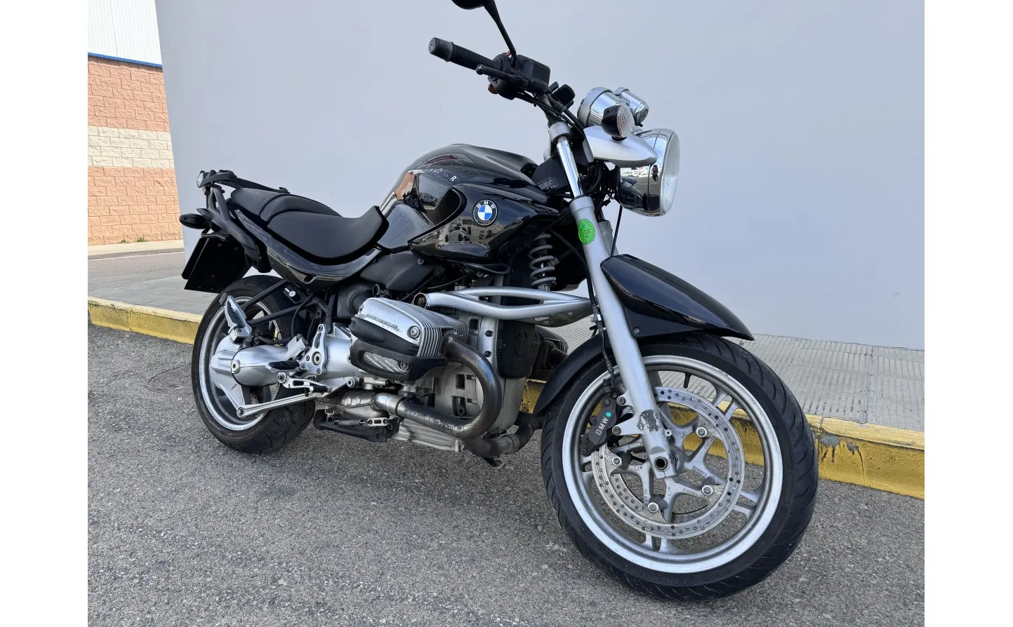 BMW R 850R Negra