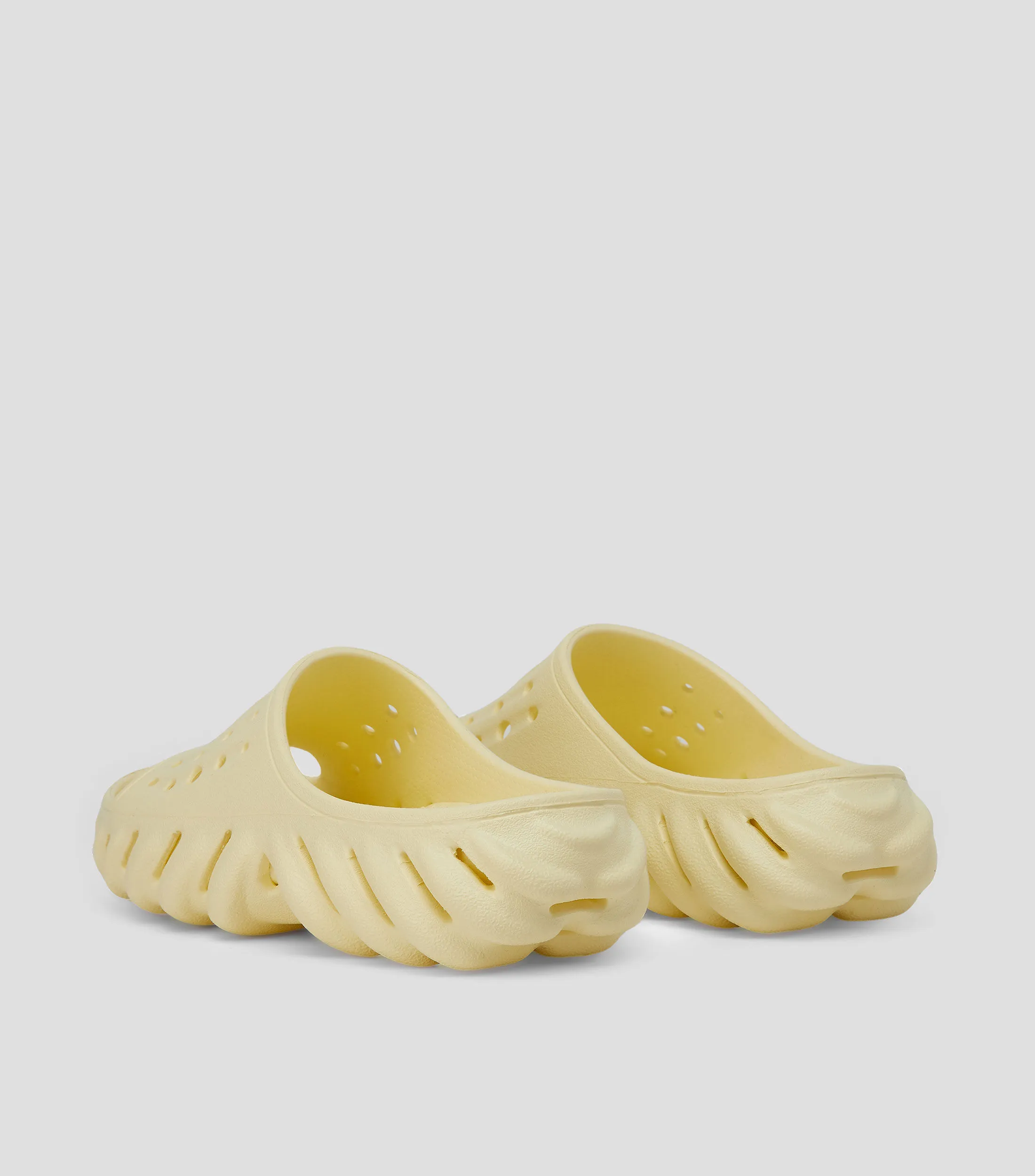 Crocs Sandalias planas Echo Hombre