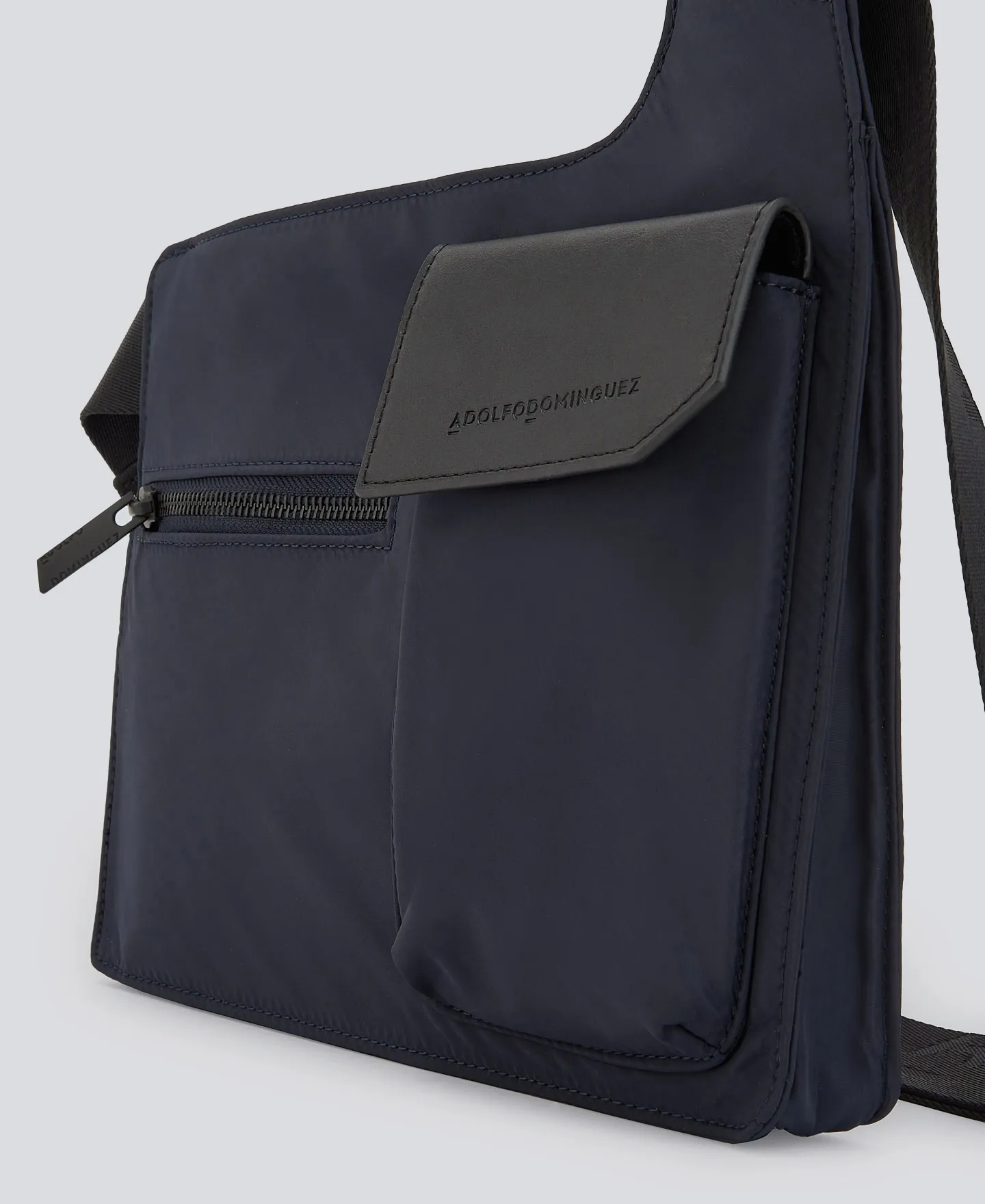Crossbody reciclado azul marino hombre