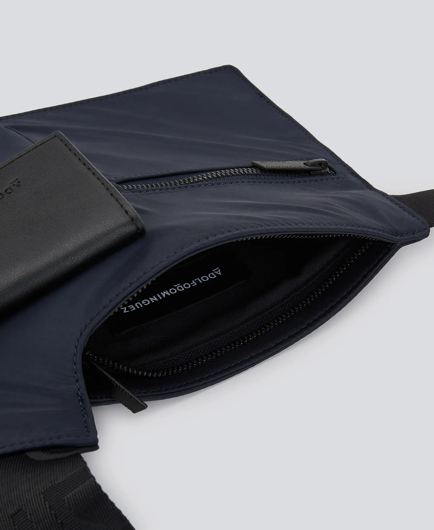 Crossbody reciclado azul marino hombre