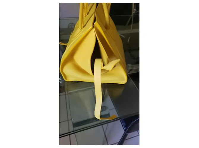 Céline Saco Amarillo 