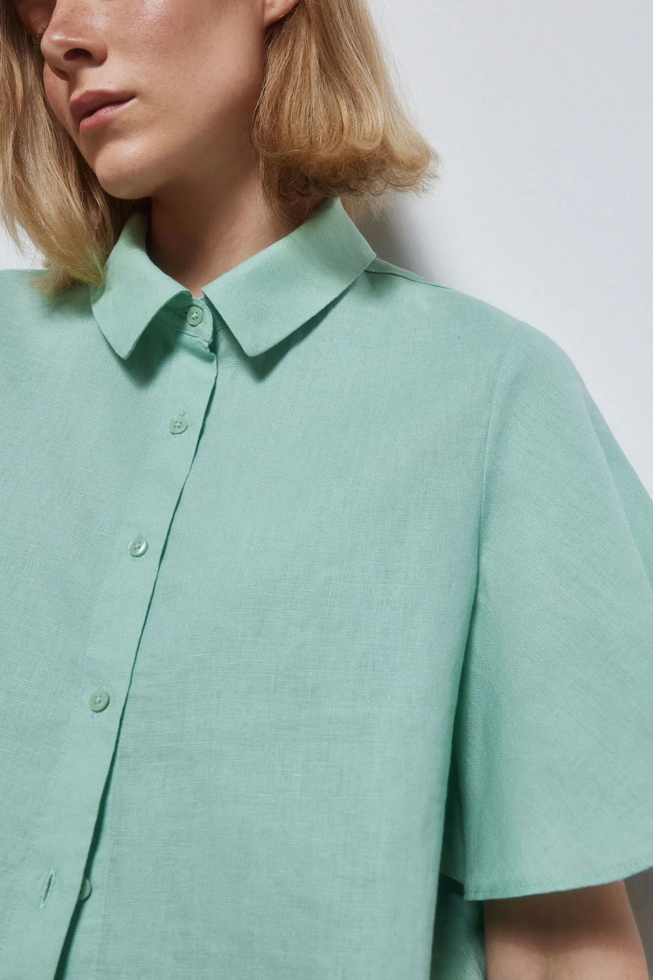Fluid linen shirt