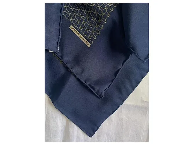 Hermès Pañuelos de hombre Dorado Azul marino 