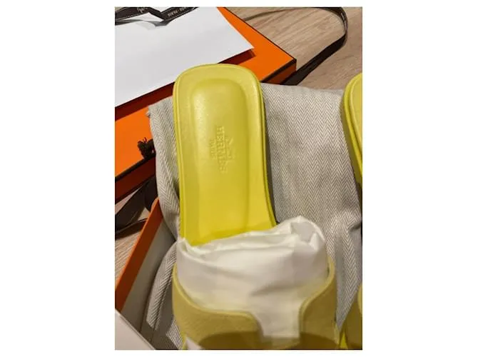 Hermès Sandalias Amarillo 