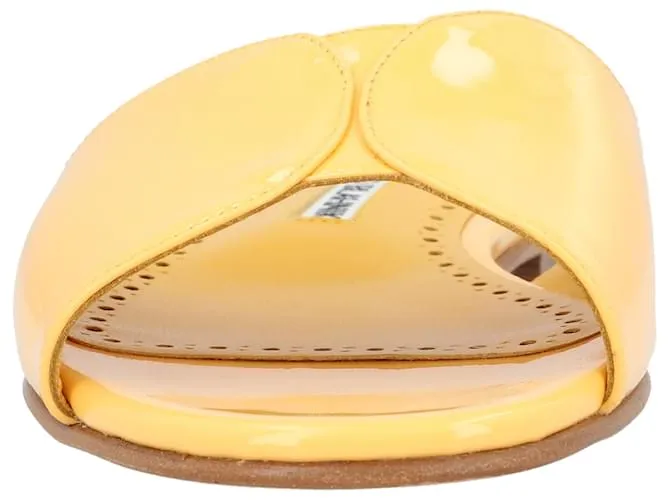 Manolo Blahnik Houramu Plano Amarillo 