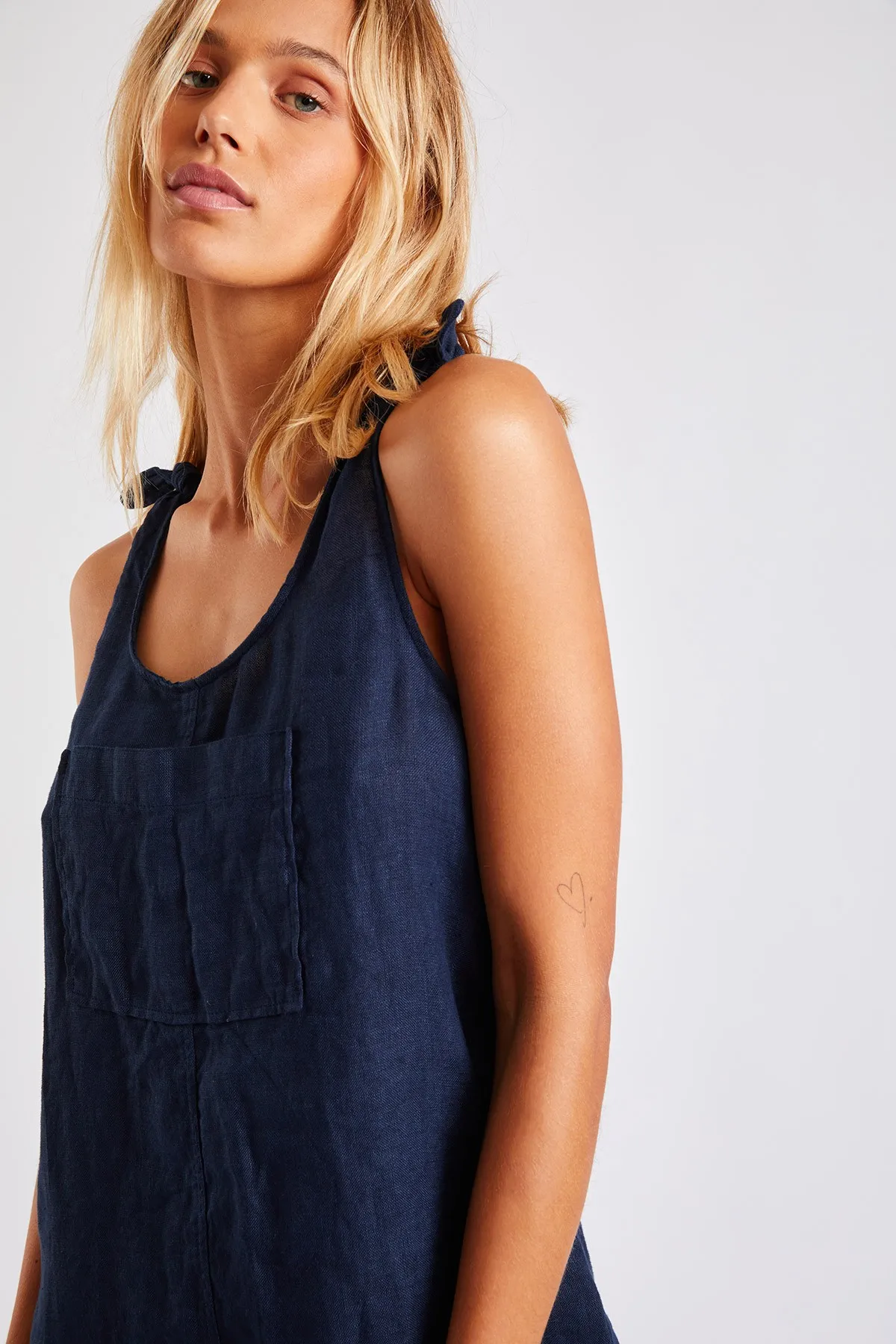 Medway Hawston short navy blue linen dress