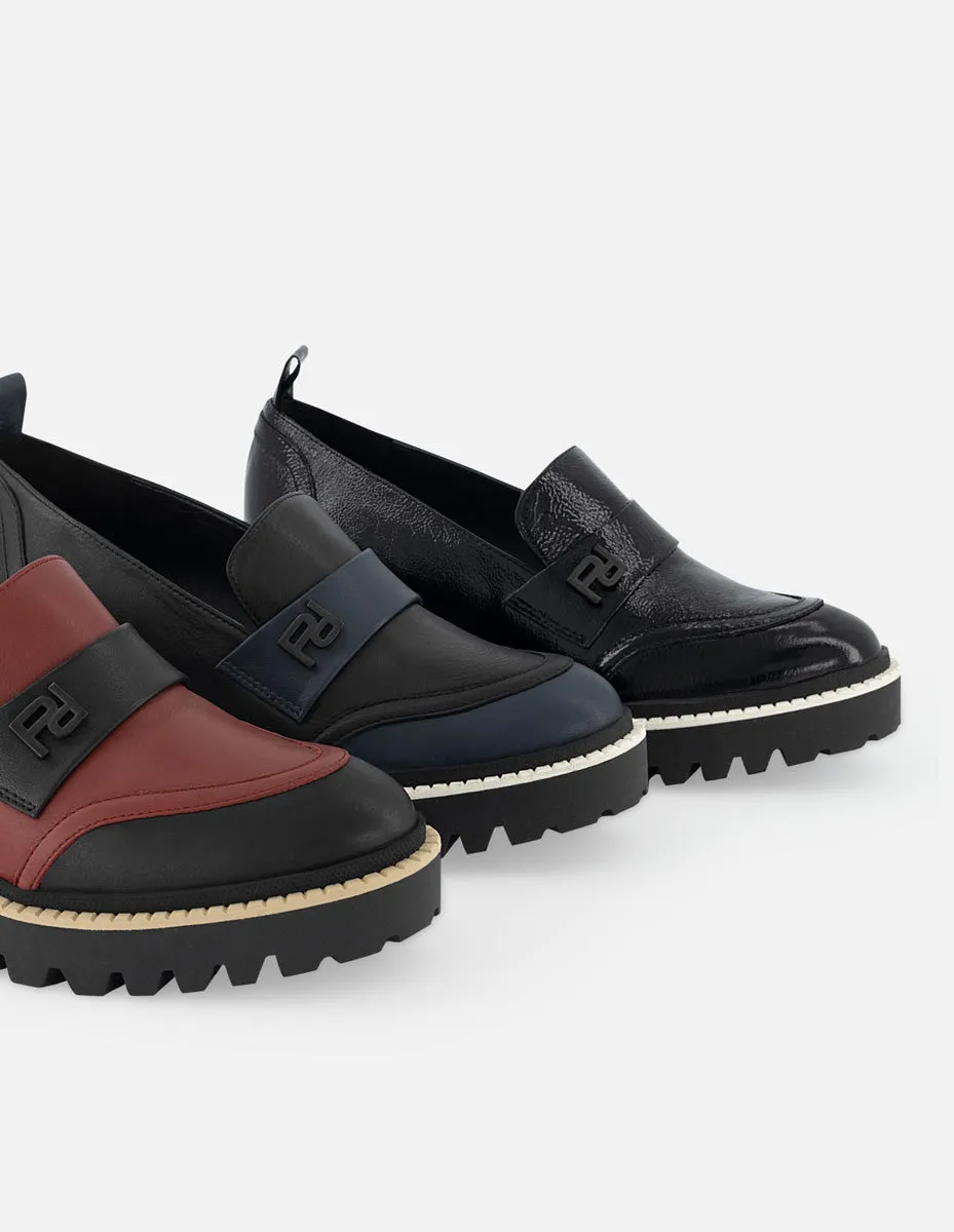 Mocasín de piel color azul para mujer con detalle Pd