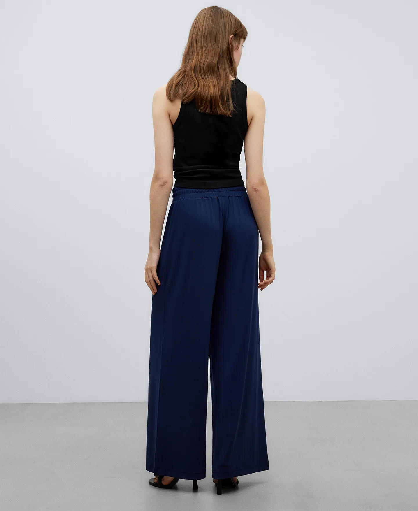 Pantalón jogger azul marino mujer