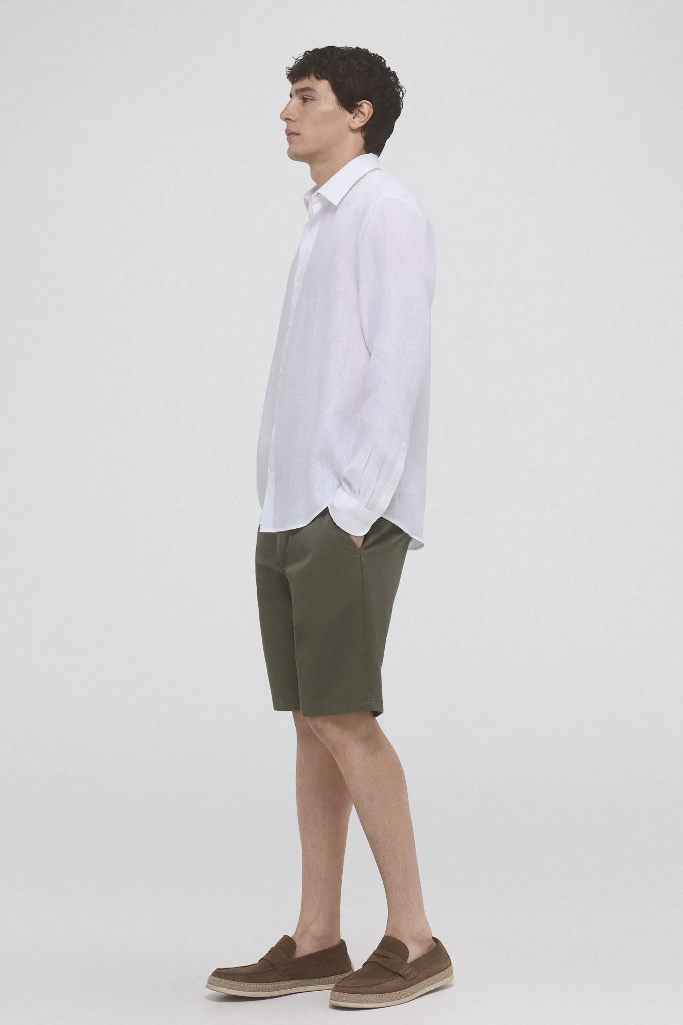 Plain linen shirt