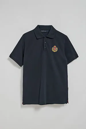 Polo Nautic azul marino con detalle de parche naútico en el pecho