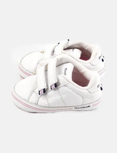 Reebok Deportiva blanca logo