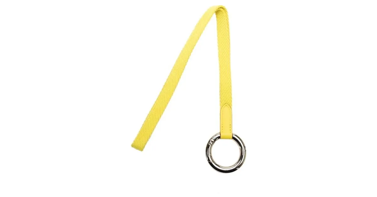 Ring Llave de bolsillo Hermès Carre con cinta para el cuello Amarillo 
