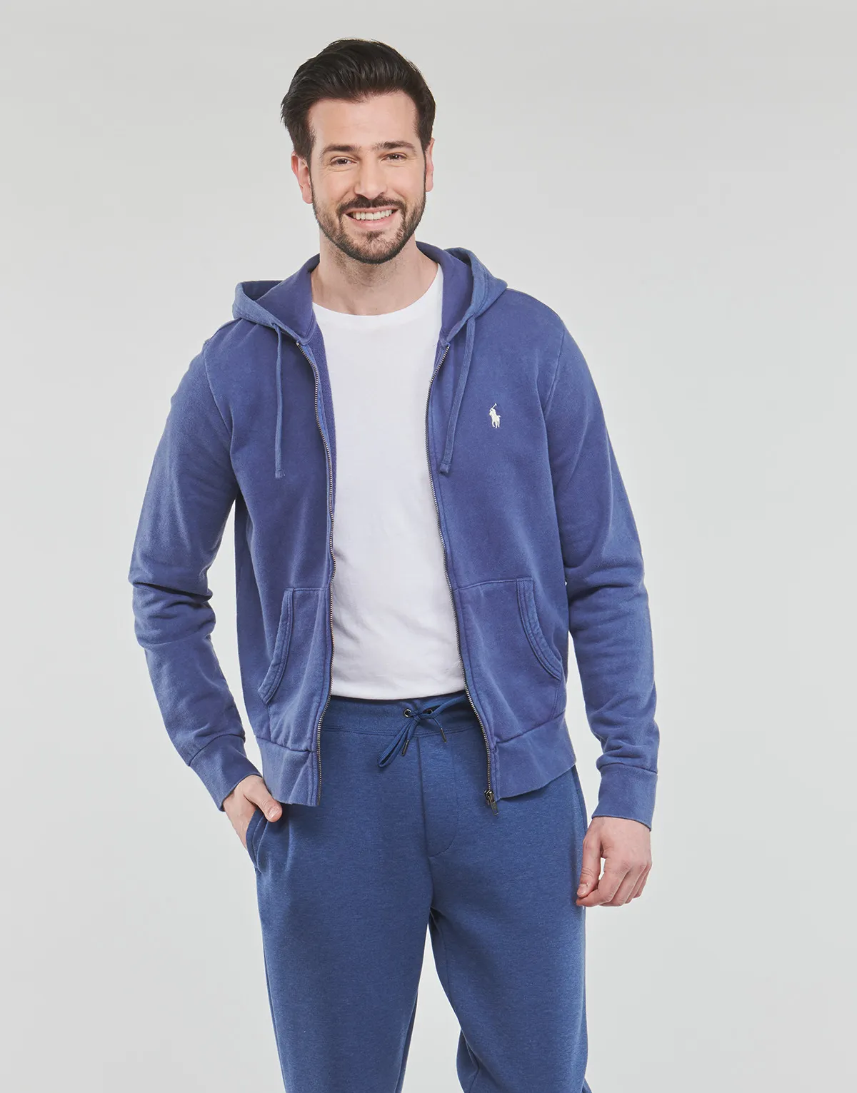SWEATSHORT MOLLETON DYE