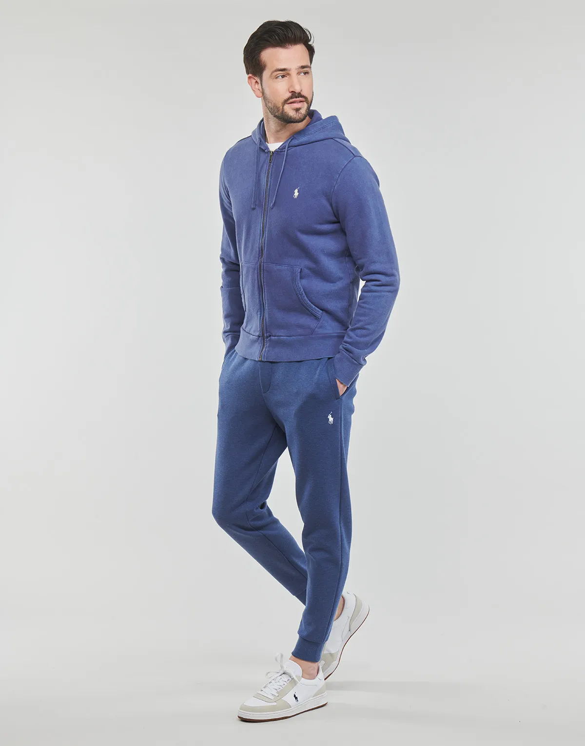 SWEATSHORT MOLLETON DYE