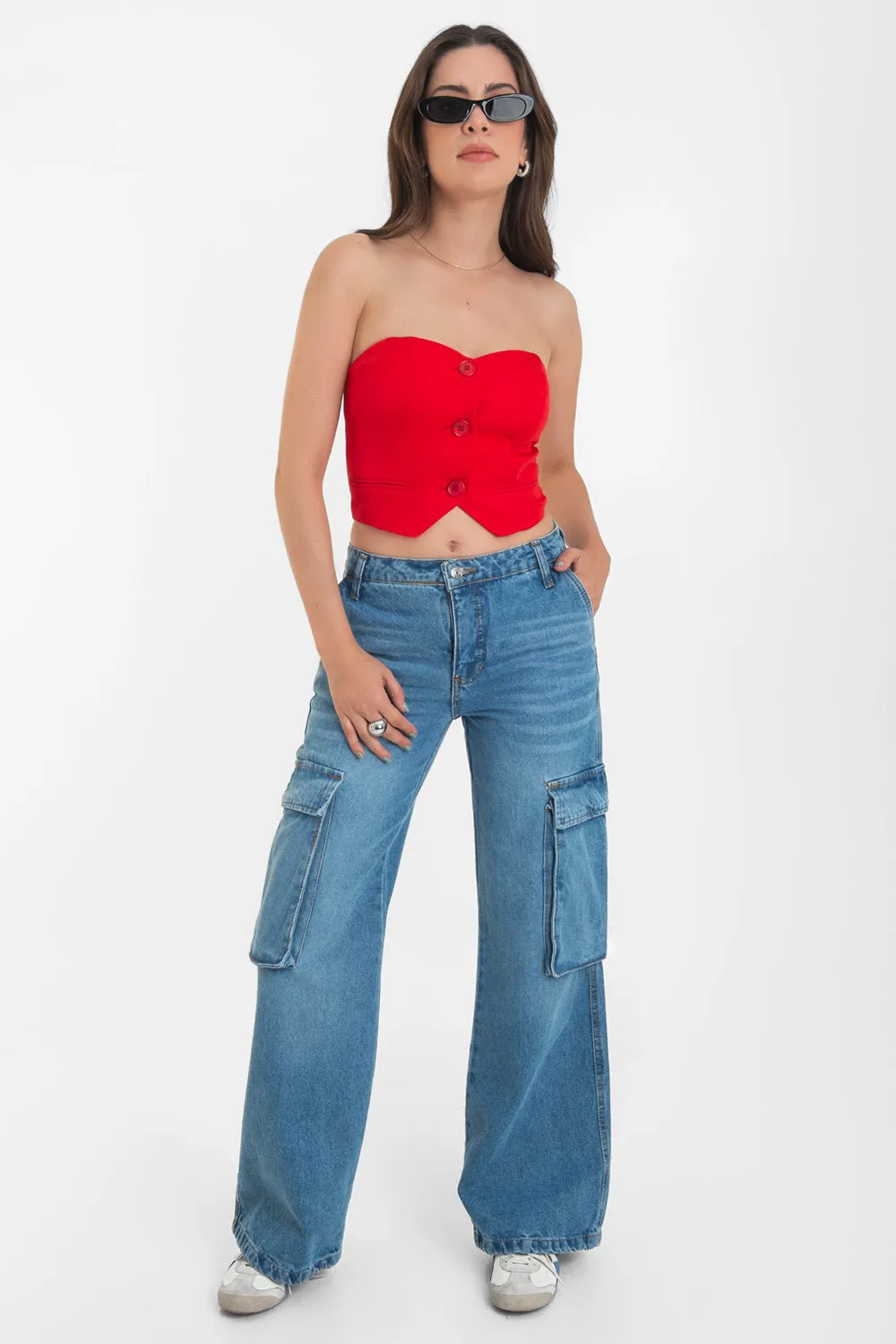 Top corto strapless escote corazón con botones