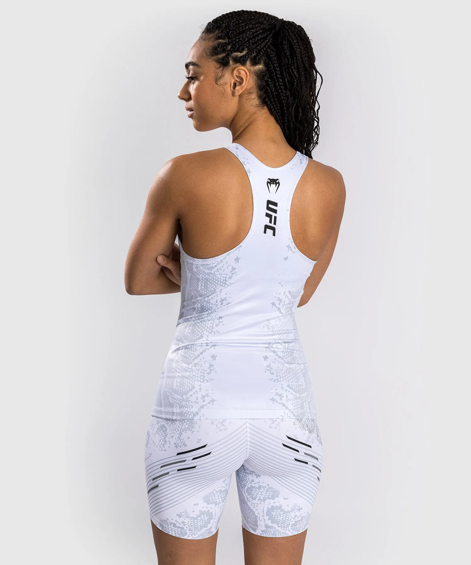 UFC ADRENALINE BY VENUM AUTHENTIC FIGHT NIGHT CAMISETA DE TIRANTES CON SUJETADOR INCORPORADO PARA MUJER  BLANCO