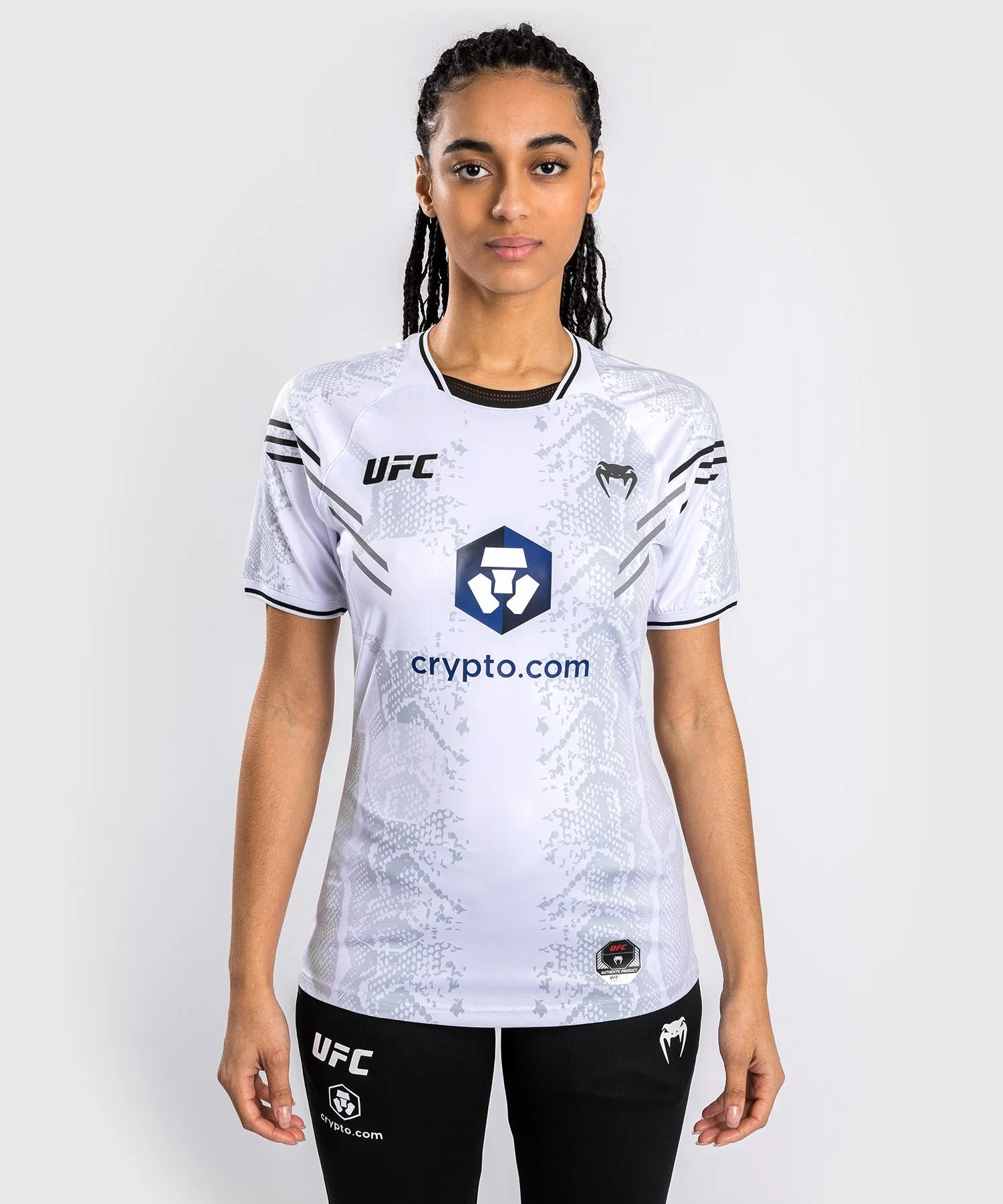 UFC ADRENALINE BY VENUM AUTHENTIC FIGHT NIGHT CAMISETA DRY TECH PERSONALIZADO PARA MUJER  BLANCO
