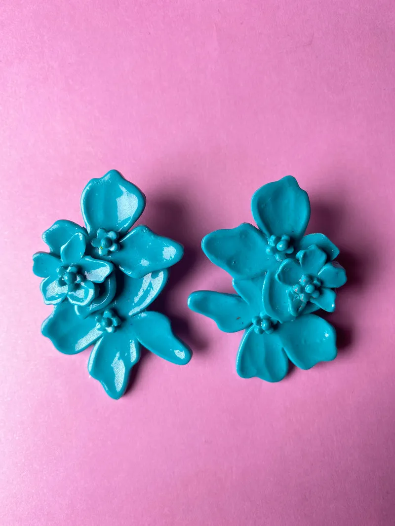 VIRGINIA DEMARIA Aros Flor Turquesa Familia Corto