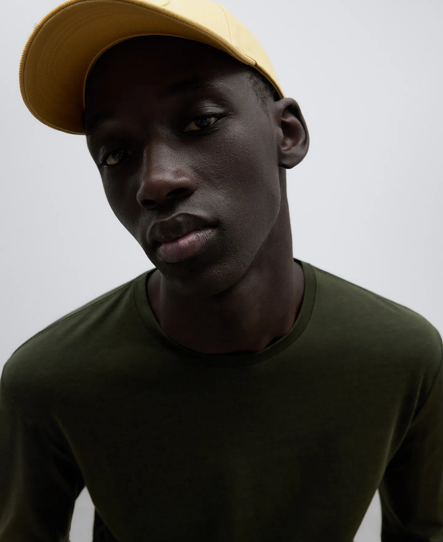 Visera canvas algodón amarillo
