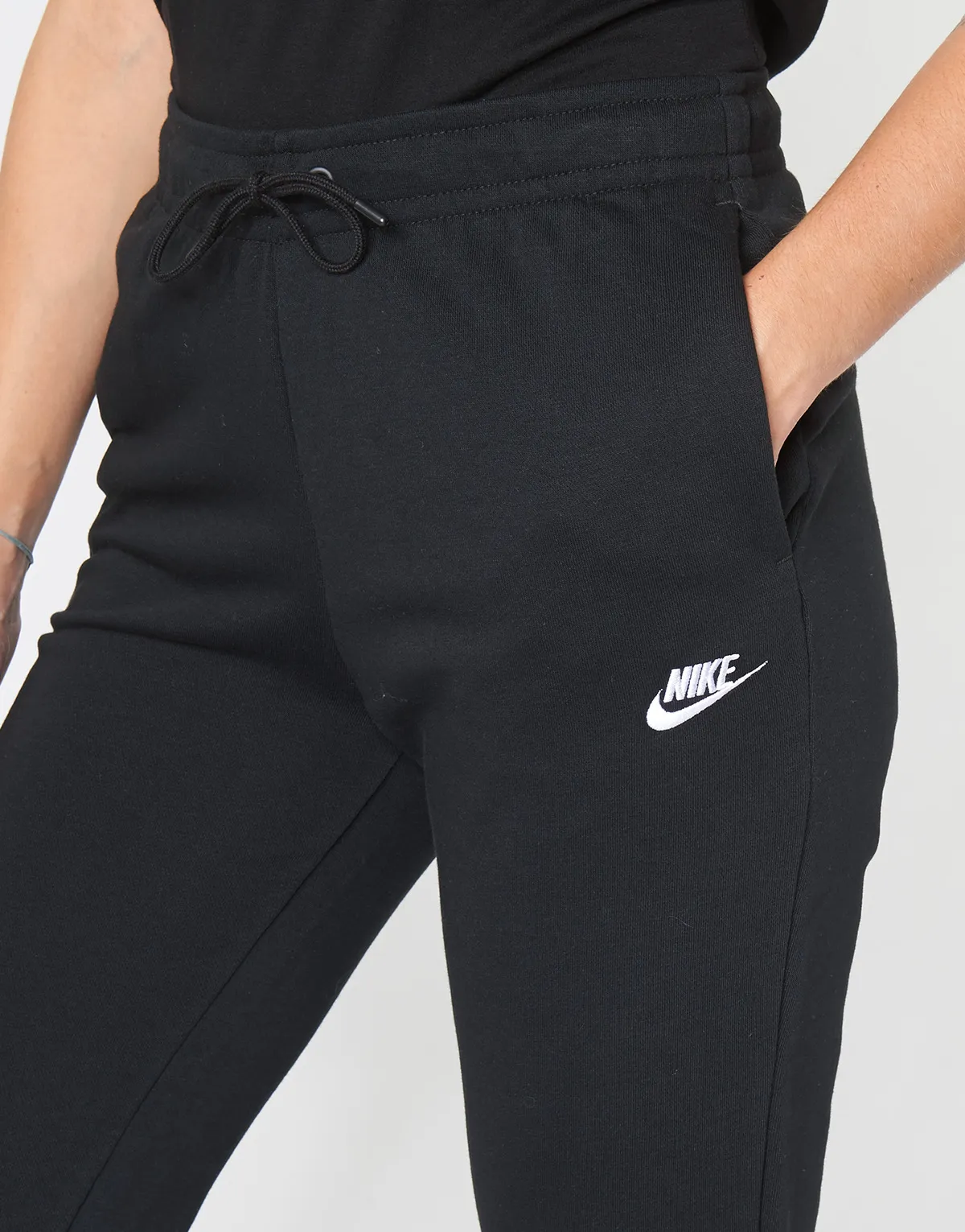 W NSW ESSNTL PANT REG FLC